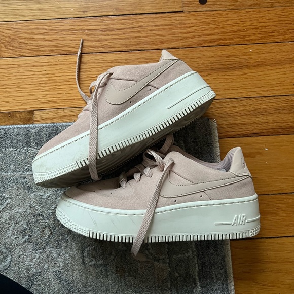 Nike Air Force 1 Sage Low - Picture 2 of 6